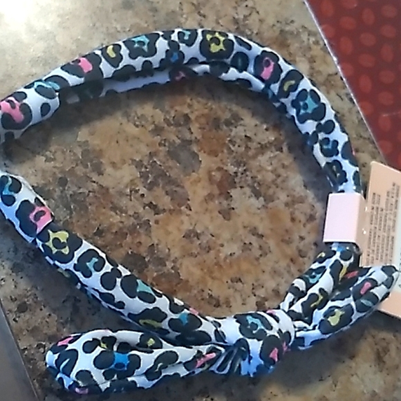 Headband - Picture 3 of 3